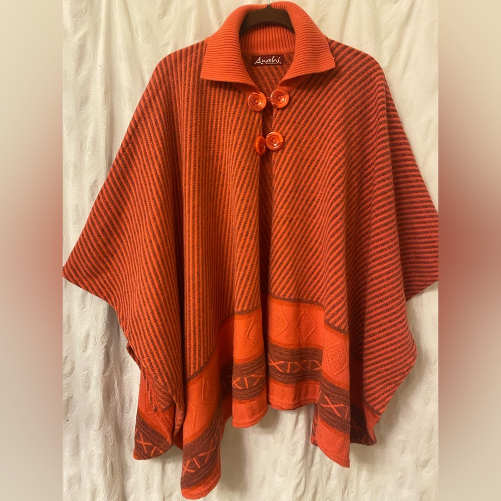 Gorgeous Ecuador wool cape/poncho from Anahi Tejidos.